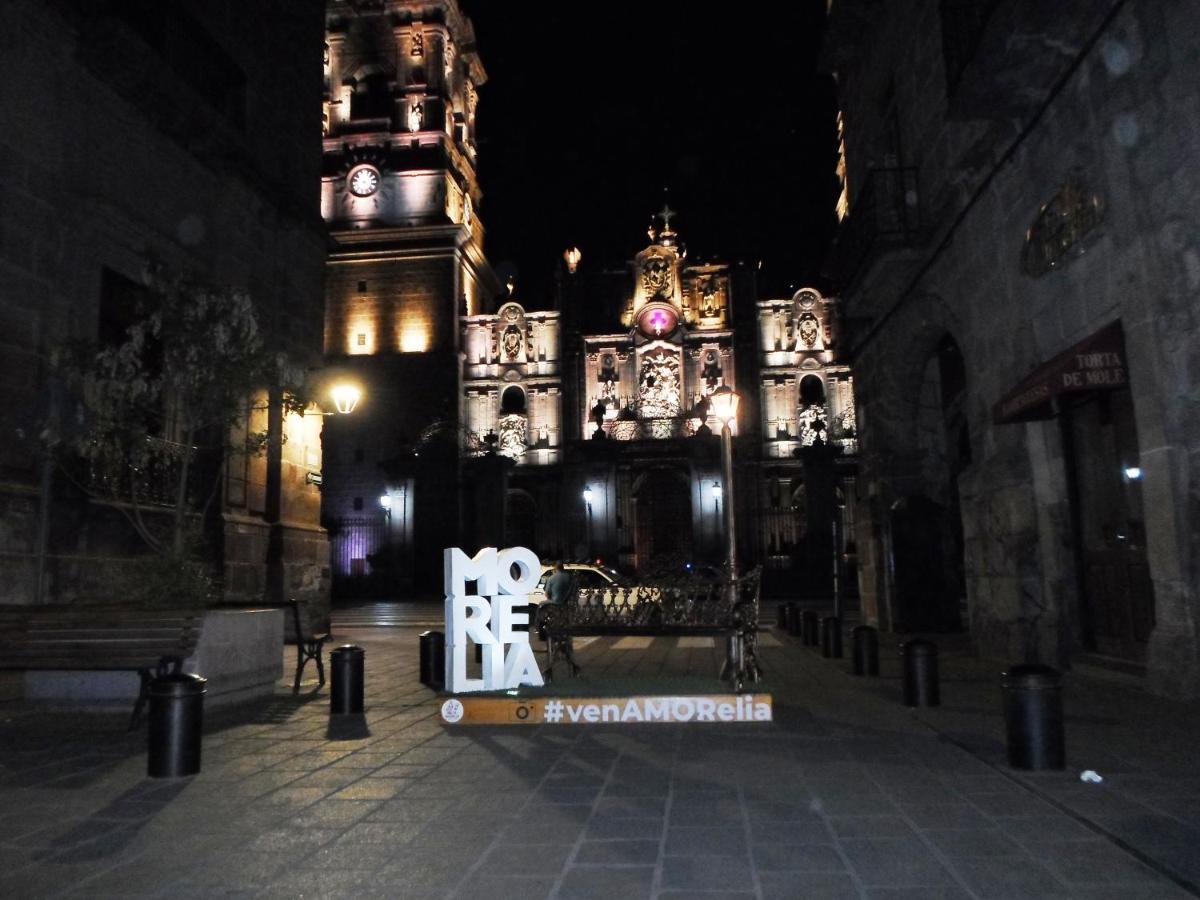 ホテル Virrey De Mendoza モレリア エクステリア 写真