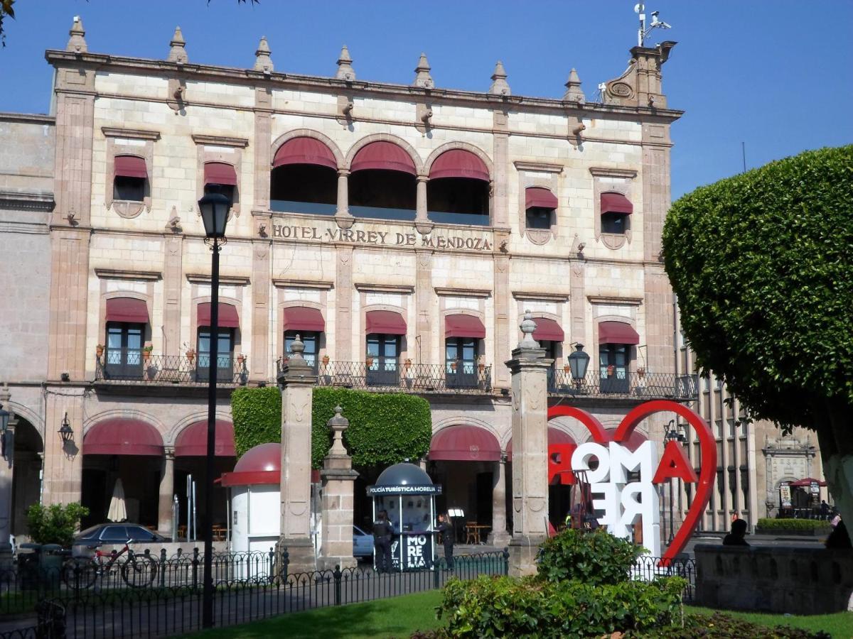 ホテル Virrey De Mendoza モレリア エクステリア 写真