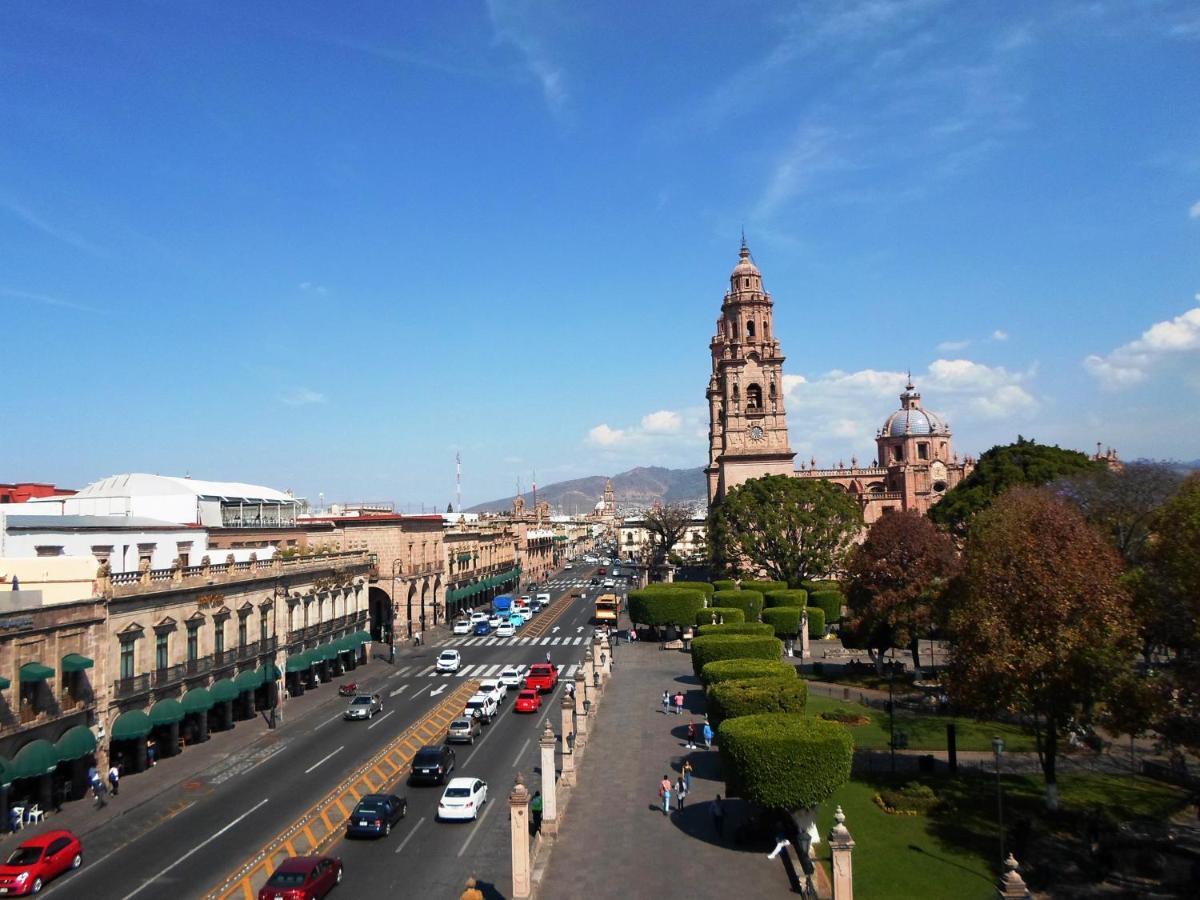 ホテル Virrey De Mendoza モレリア エクステリア 写真