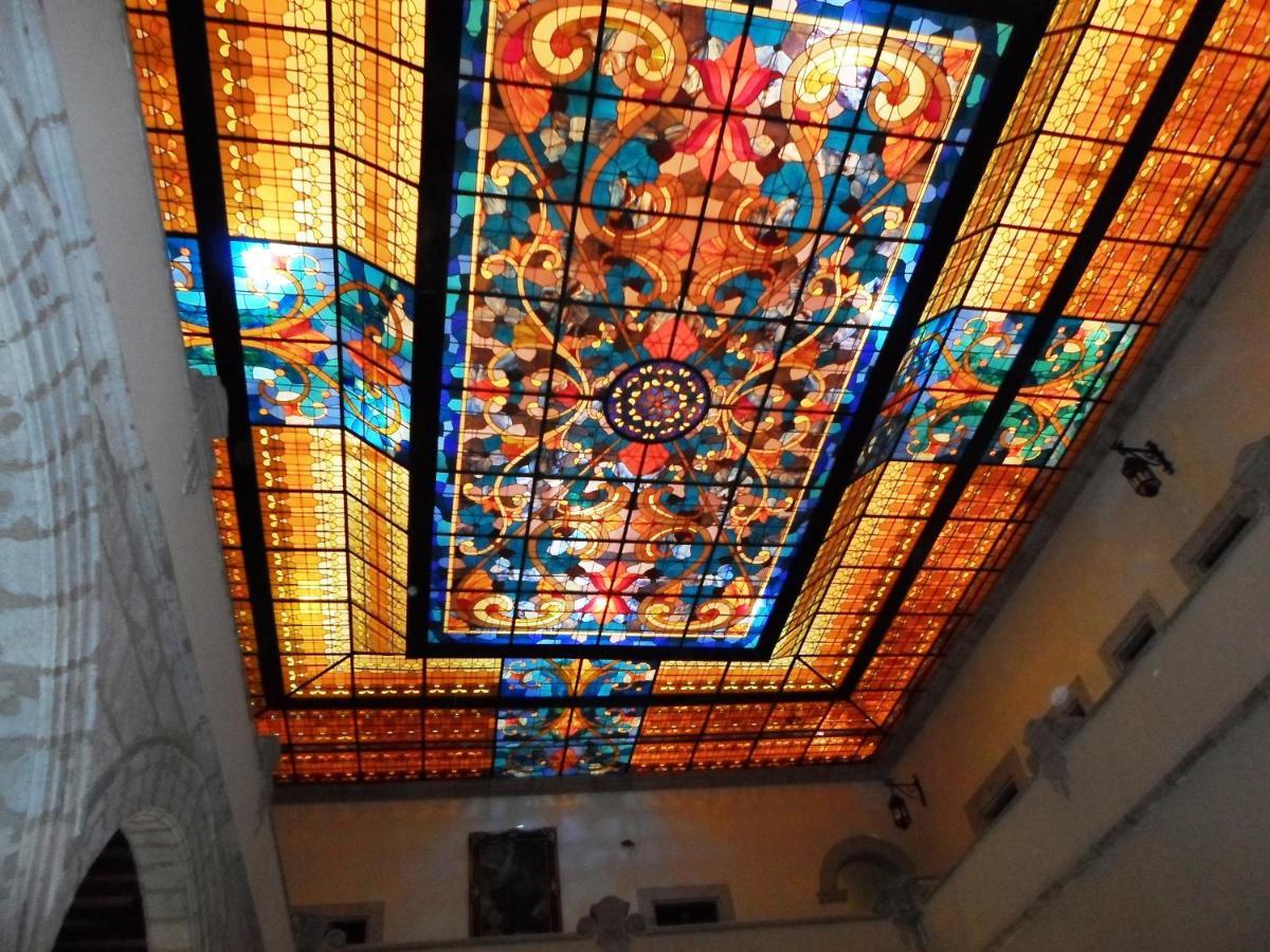 ホテル Virrey De Mendoza モレリア エクステリア 写真