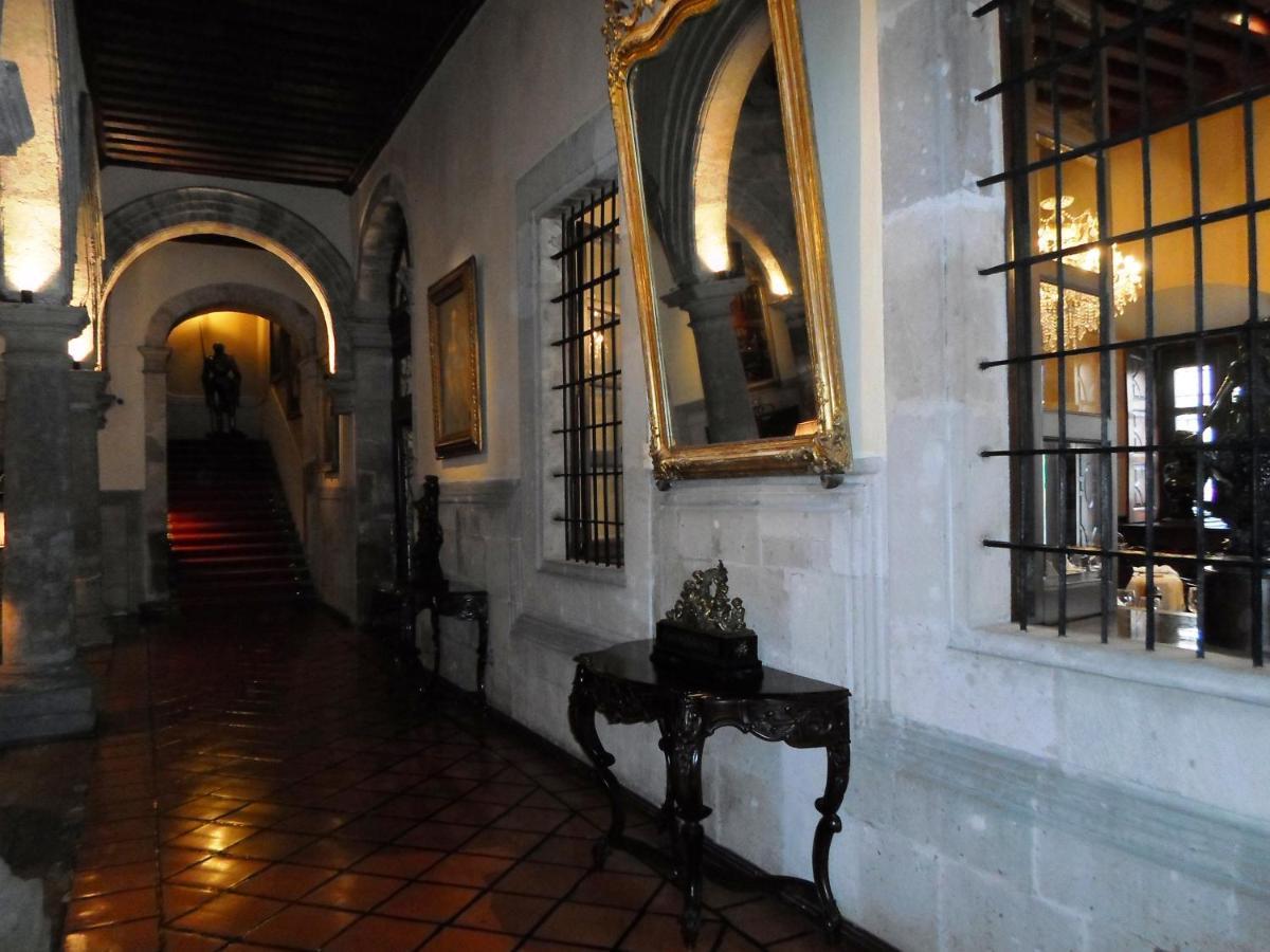 ホテル Virrey De Mendoza モレリア エクステリア 写真