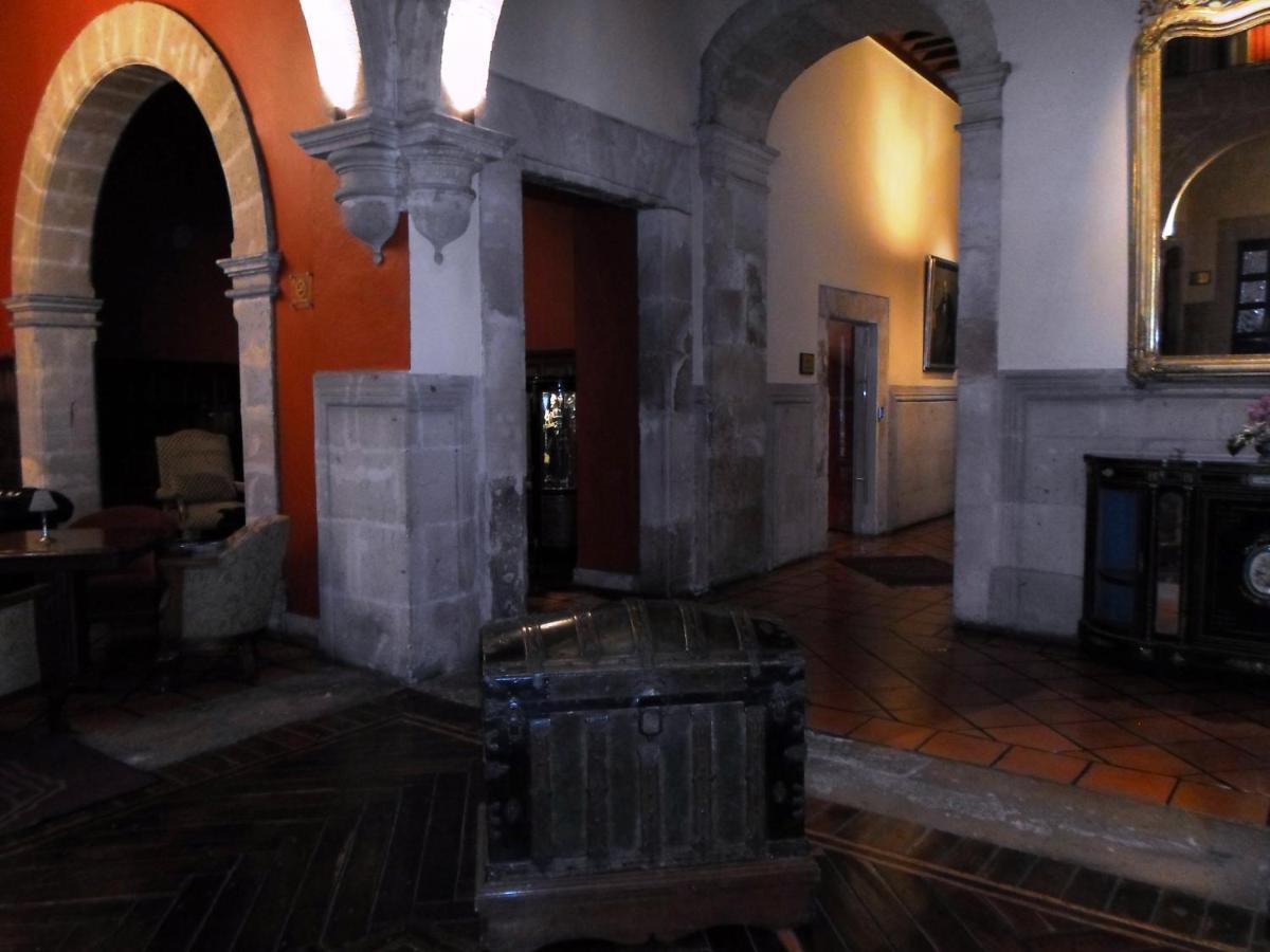 ホテル Virrey De Mendoza モレリア エクステリア 写真